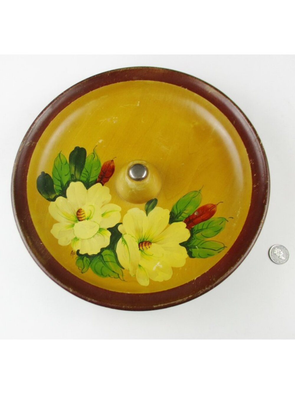 Vtg Handpainted Wood Nut Bowl, 11.5 in. dia.x 2.5 in. h, Retro Mid-Century